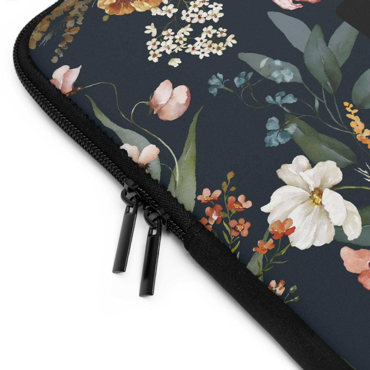 He Made Everything Beautiful (Traditional Chinese Bible Verse) Floral Laptop Sleeve (Sizes 7”, 10”, 13”, 15”, 17”) 神按其時而成為美好系列花卉筆記本電腦保護套 - THE LITTLE BIG TREE